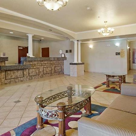 Surestay Plus By Best Western Quanah Bagian luar foto
